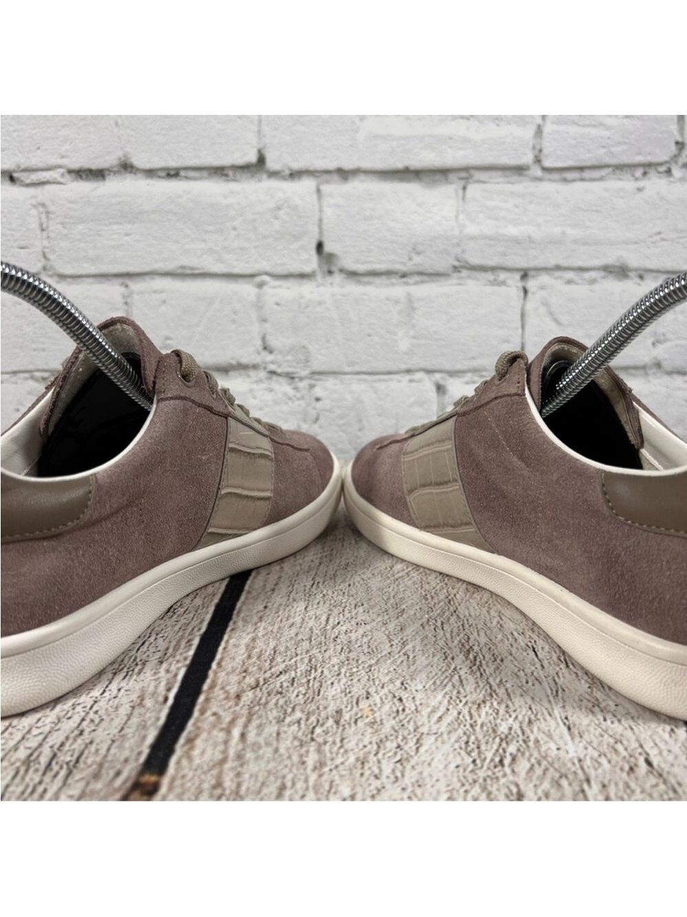 SAM EDELMAN Women's Marquette
Leather Sneakers Size 6 - Picture 7 of 10